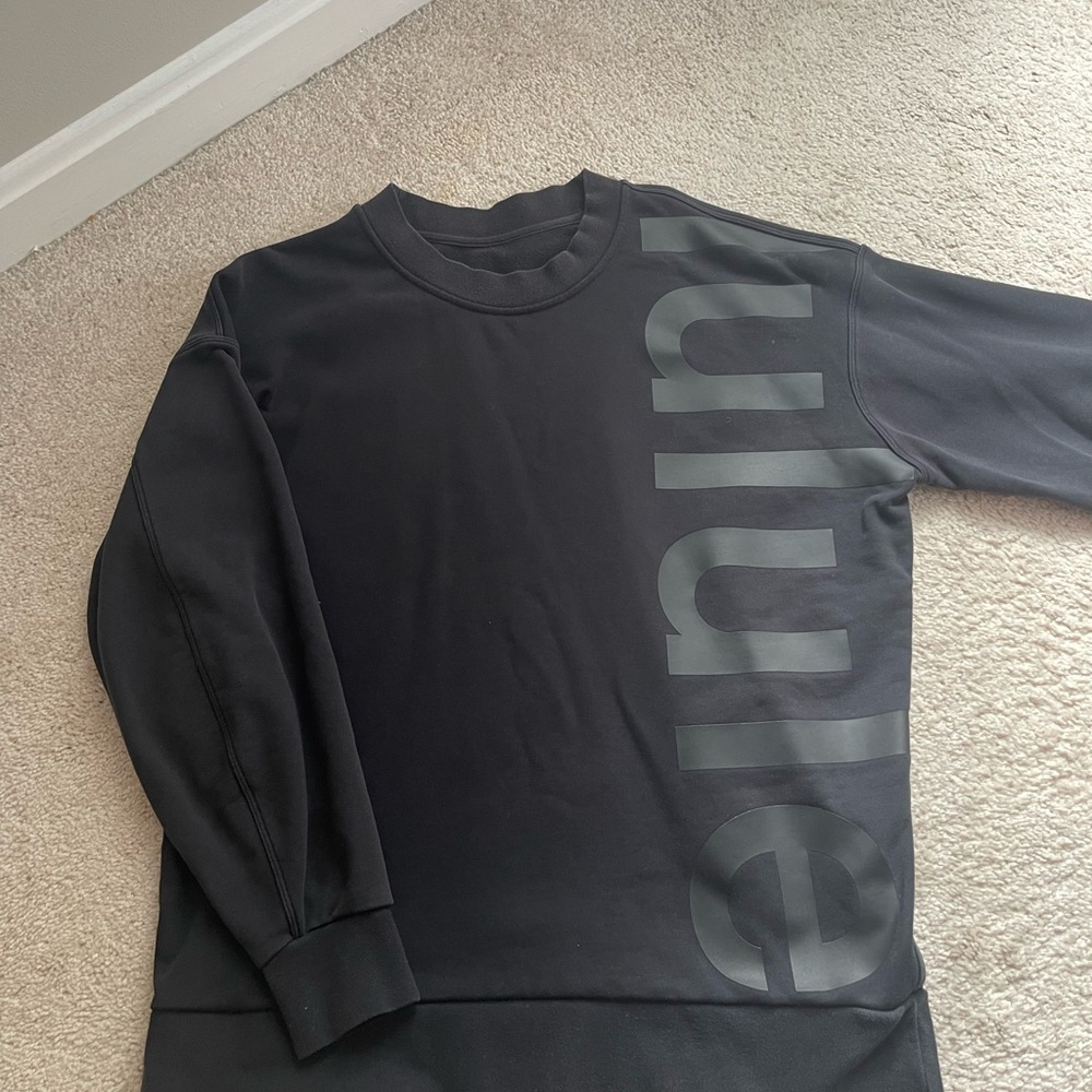 Lululemon oversized crew